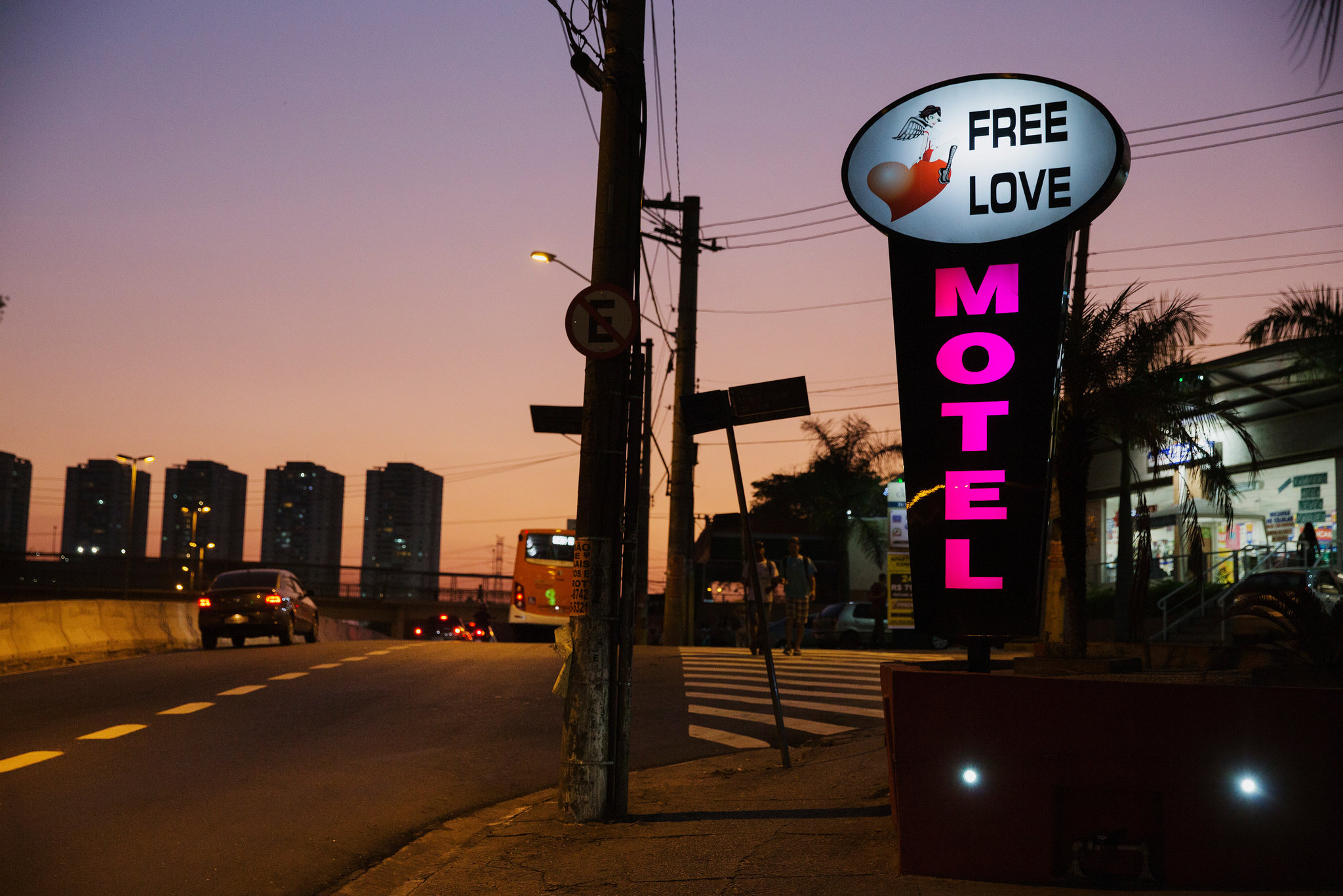 The New York Times Intimate Escapes For A Few Hours In Brazils Love Motels Lhg 4228